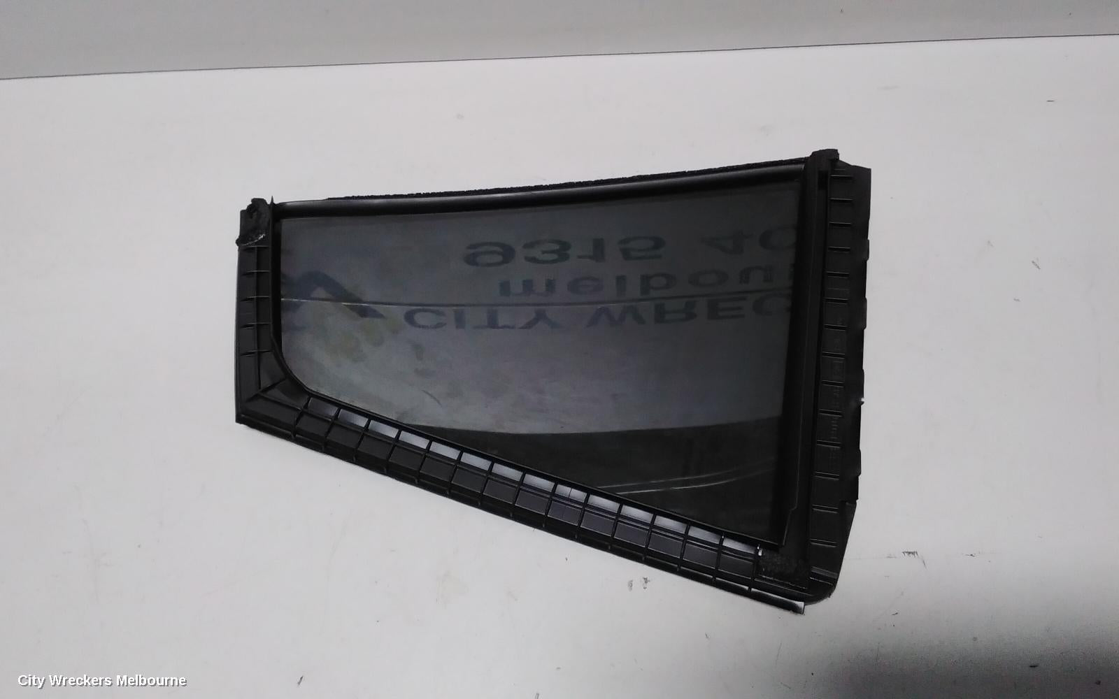 SUBARU IMPREZA LEFT REAR 1/4 DOOR GLASS, G5, HATCH, 11/2016 ONWARDS - Image 2