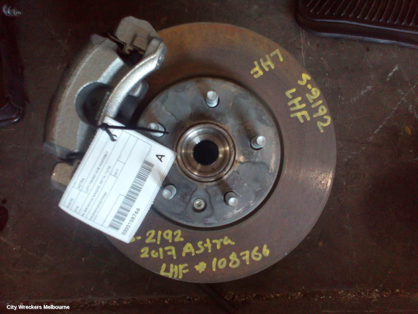 HOLDEN ASTRA LEFT FRONT HUB ASSEMBLY, BK, 5DR HATCH/WAGON, 09/2016 - 12/2020 - Image 1