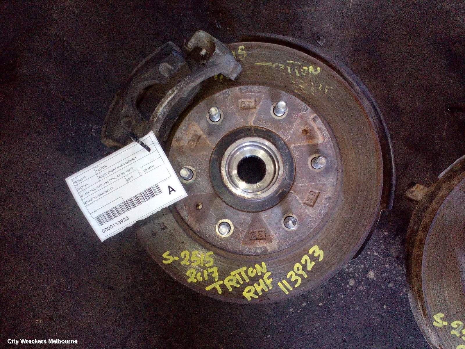MITSUBISHI TRITON RIGHT FRONT HUB ASSEMBLY, ML-MN-MQ, 4WD, ABS TYPE, 07/2006 - 10/2018 - Image 1