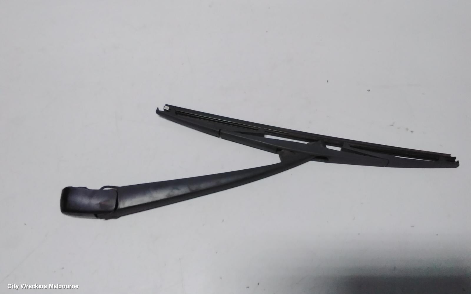 SUBARU LIBERTY WIPER ARM - Image 3