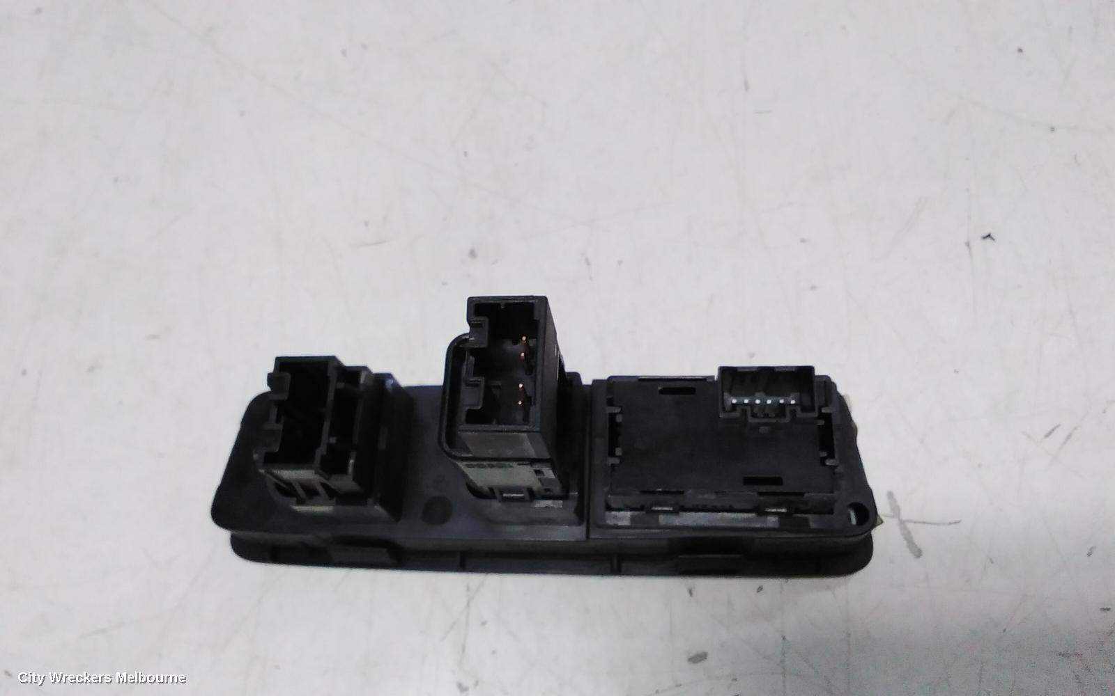 HYUNDAI I45, YF, TRACTION CONTROL, 02/2010 - 04/2014 - Image 2