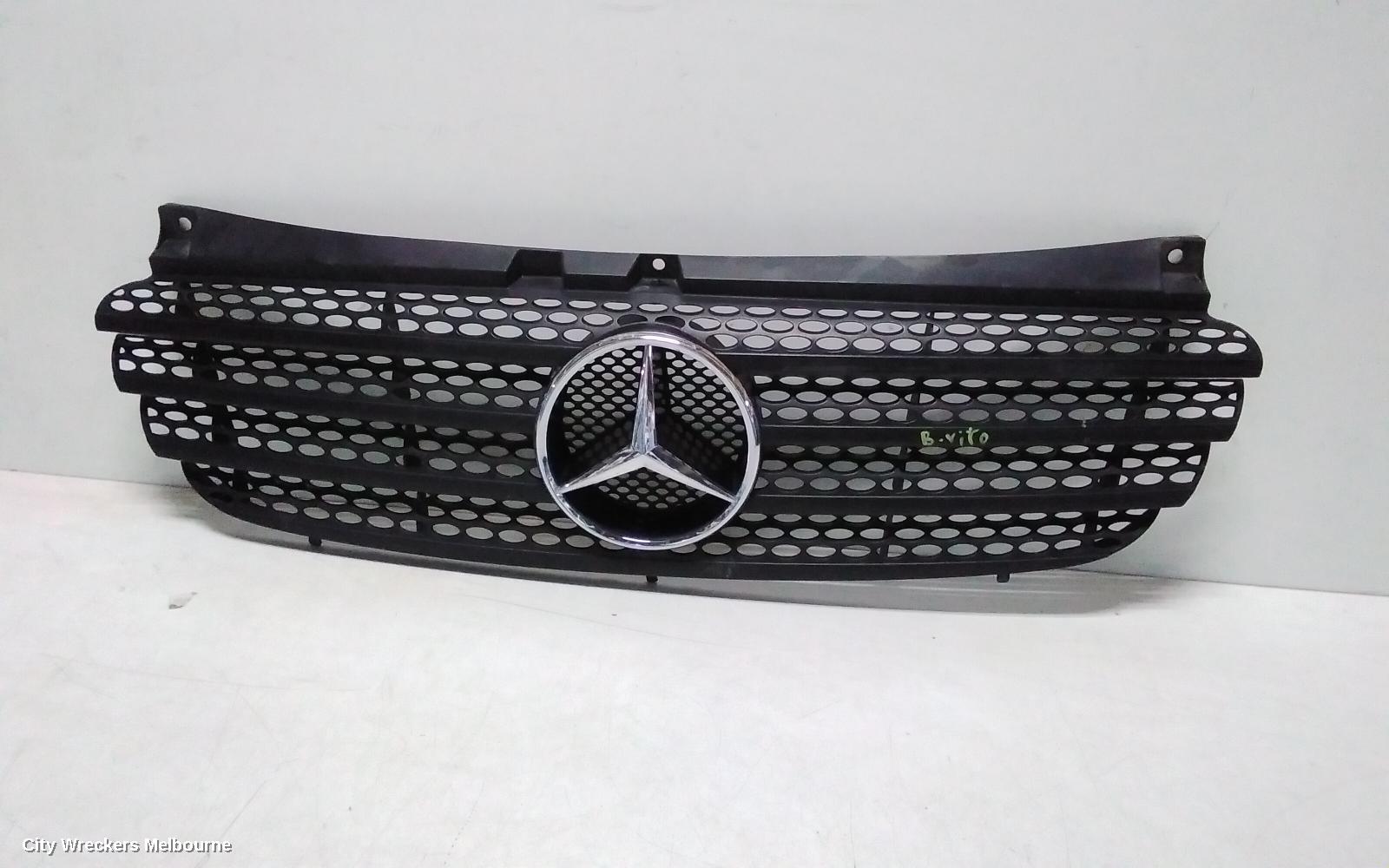 MERCEDES VITO GRILLE, 639, RADIATOR GRILLE, BLACK, W/ CHROME EMBLEM, 04/2004 - 01/2011 - Image 3