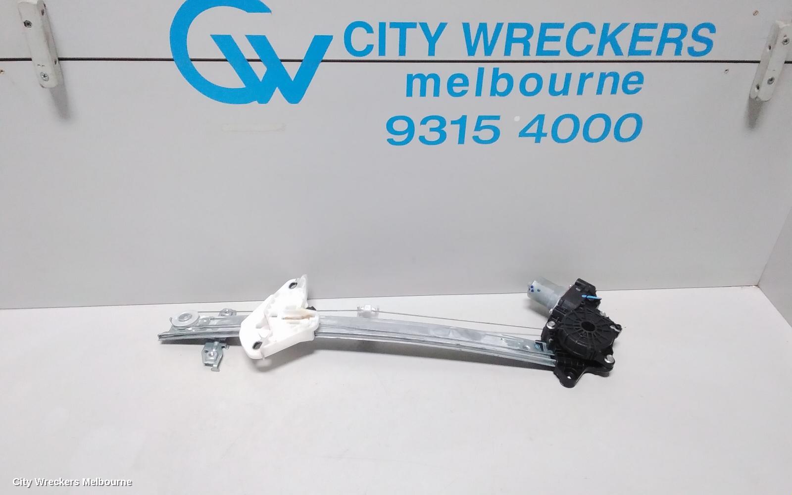 HONDA CIVIC RIGHT FRONT WINDOW REG/MOTOR, 10TH GEN, SEDAN, 05/2016 - 08/2021 - Image 1