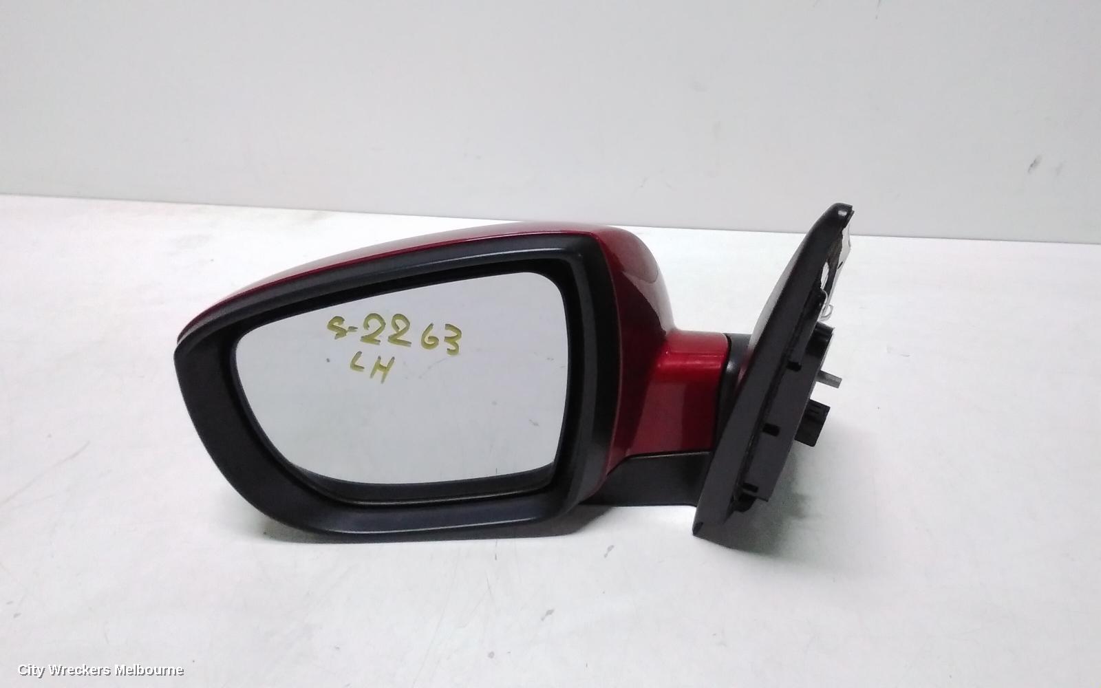 HYUNDAI IX35 LEFT DOOR MIRROR, LM SERIES, MANUAL FOLD (6 PIN), 11/2009 - 01/2016 - Image 1
