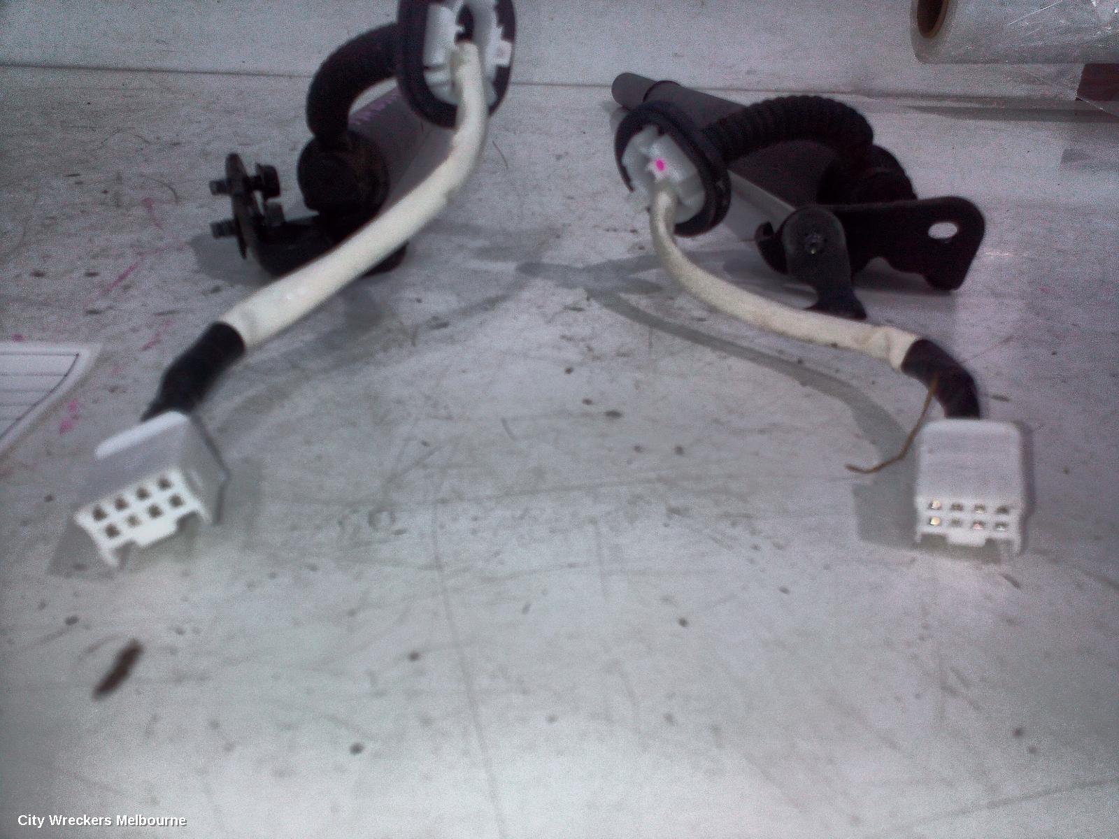 MAZDA CX30 HATCH STRUT, DM, TAILGATE STRUTS (PAIR), W/ POWER LIFTGATE TYPE, 10/2019 ONWARDS - Image 3
