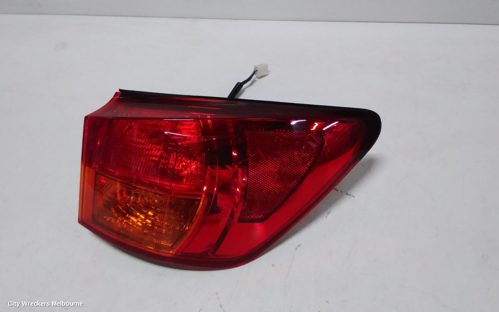 LEXUS IS250/IS250C RIGHT TAILLIGHT, IS250, GSE20R, SEDAN, VERTICAL TYPE, 11/2005 - 09/2008 - Image 2