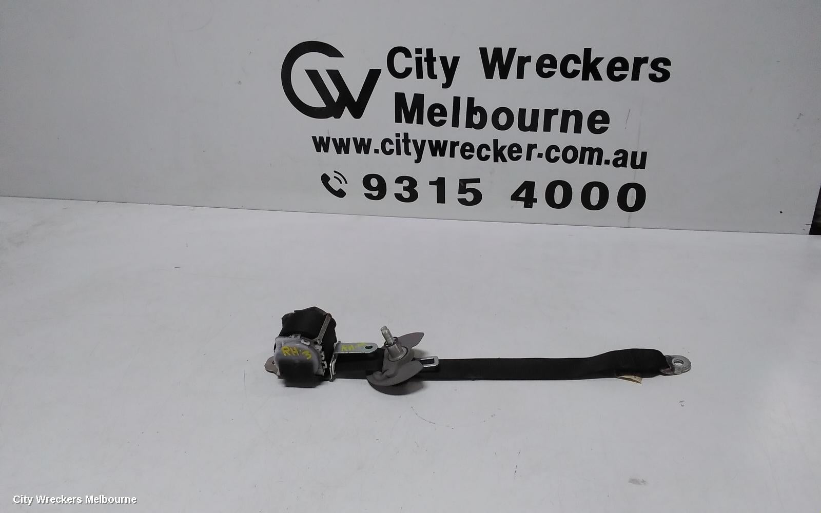 TOYOTA KLUGER SEATBELT/STALK, CENTRE REAR 2ND ROW, SEAT BELT ONLY, GSU40-GSU45, 07/2010 - 02/2014 - Image 1