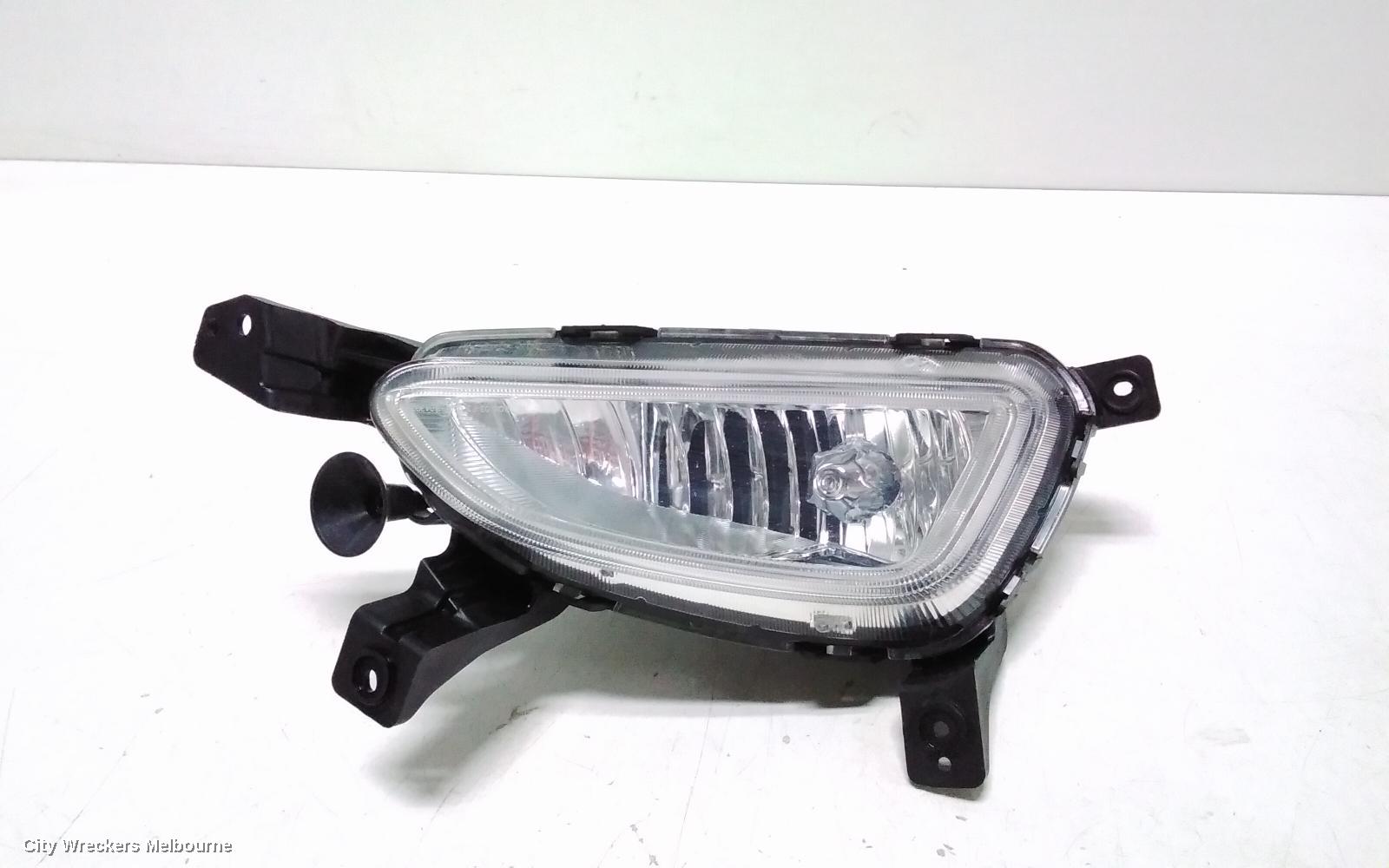 HYUNDAI TUCSON RIGHT INDICATOR/FOG/SIDE, BUMPER FOGLAMP, TL, KOREAN BUILT (VIN KMHJ), 07/2015 - 06/2018 - Image 1
