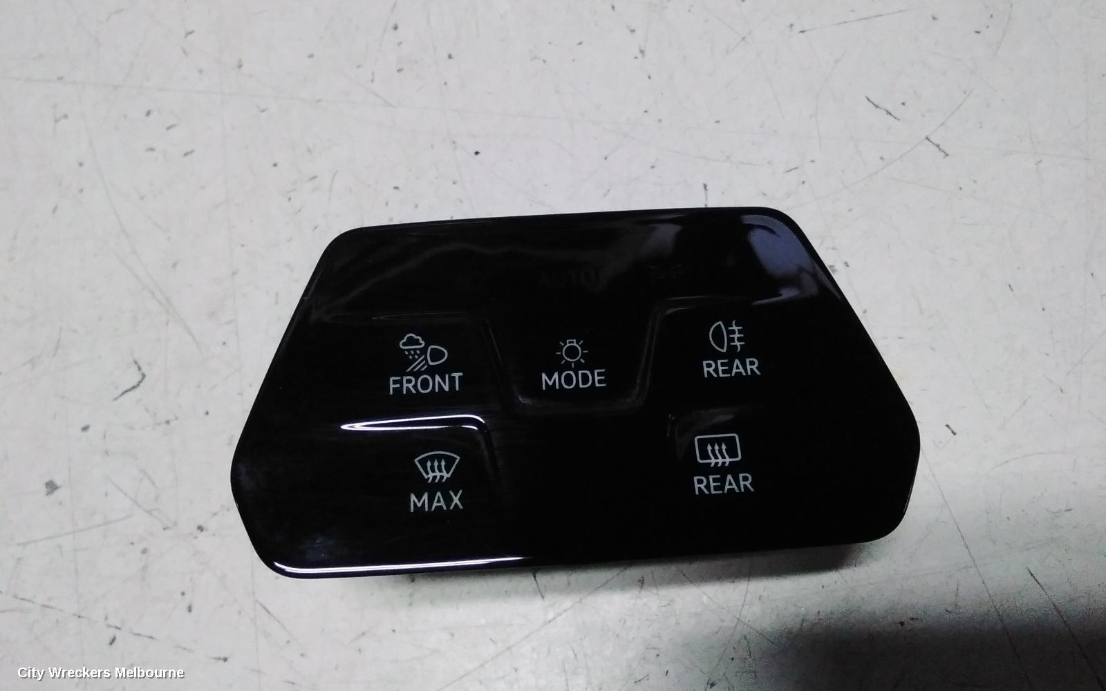 VOLKSWAGEN GOLF, GEN 8, 09/2020 ONWARDS, 5H0 941 193 AK LIGHT VISBILITY BUTTON : 143561 - Image 1