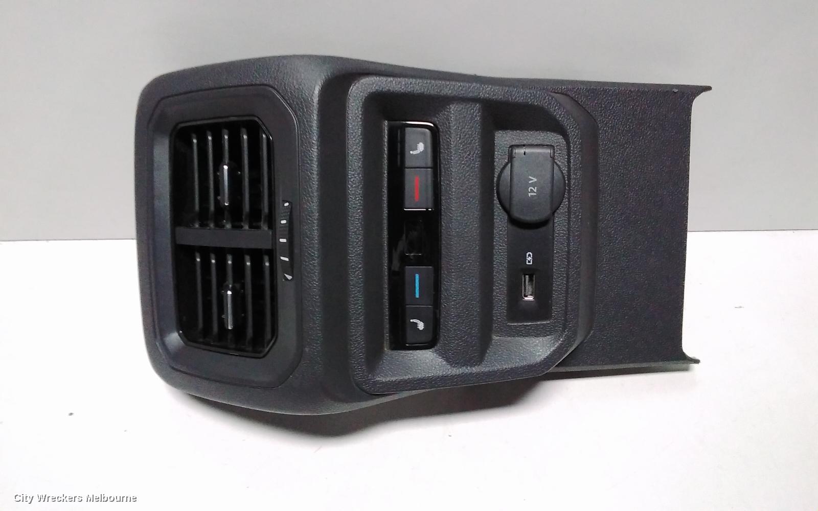 VOLKSWAGEN TIGUAN HEATER/AC CONTROLS, 5NA, REAR, 06/2016 ONWARDS - Image 2