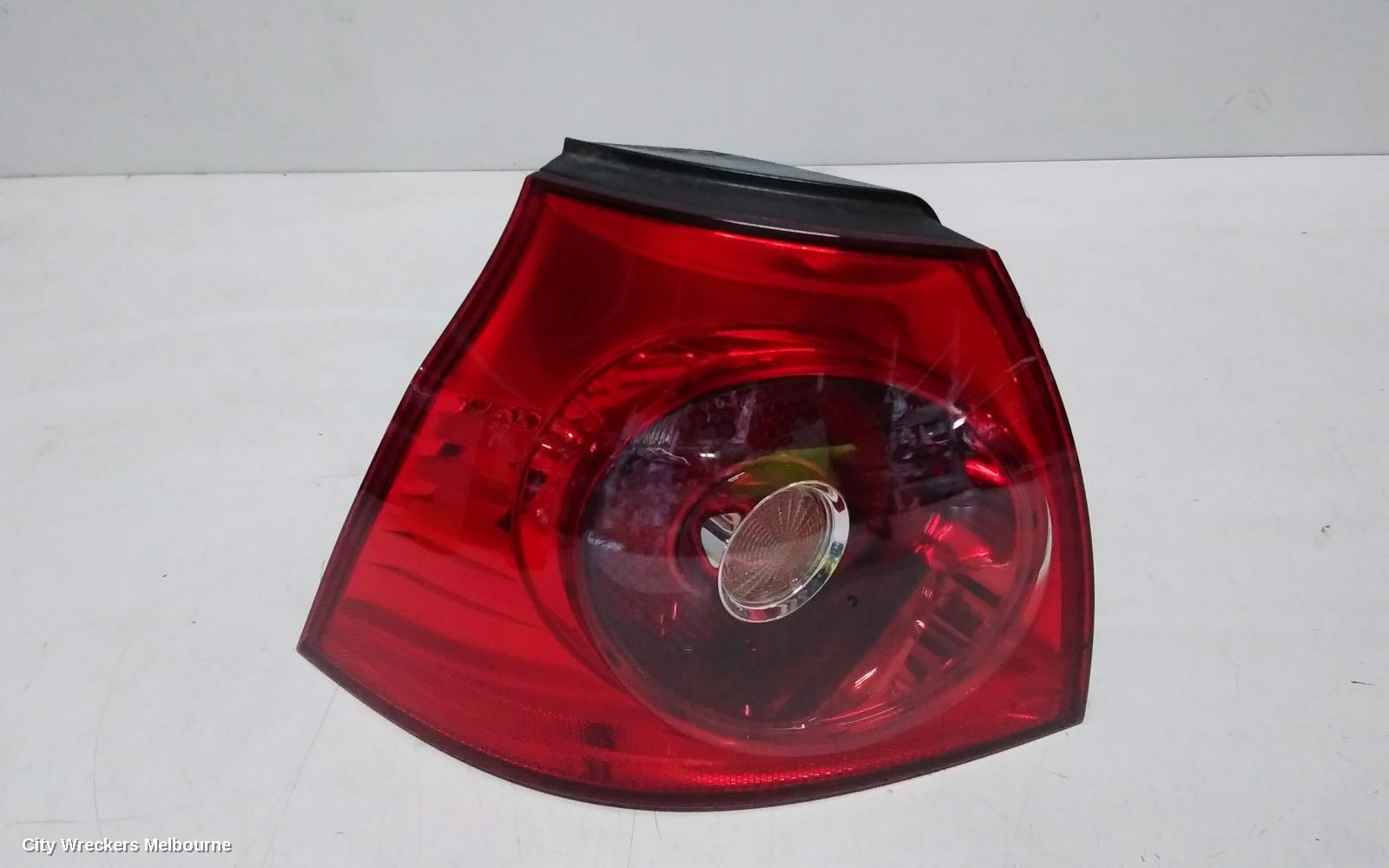 VOLKSWAGEN GOLF LEFT TAILLIGHT, GEN 5, HATCH, NON TINTED TYPE, 06/2004 - 02/2009 - Image 2
