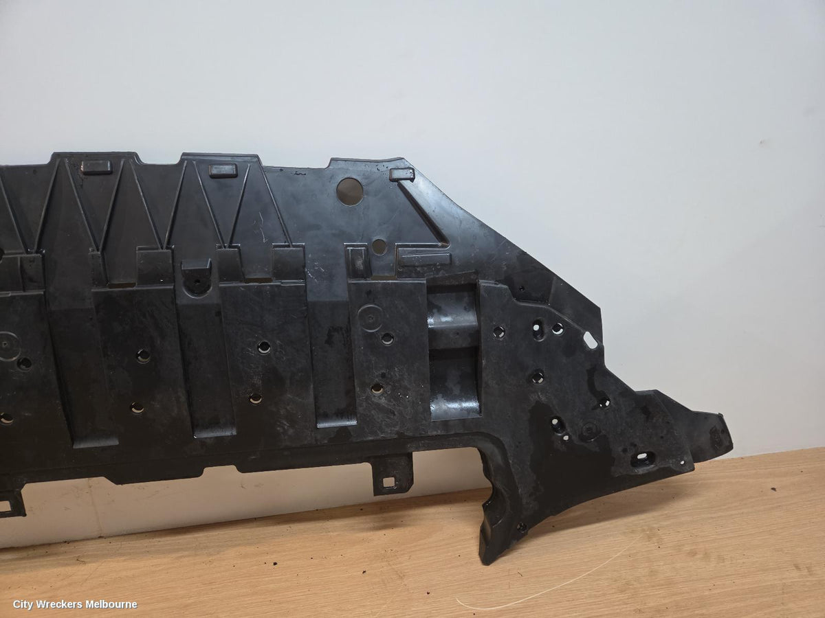 VOLVO XC60, GEN 2, 04/2017 ONWARDS, UNDER BUMPER BAR TRAY : 147136 - Image 2