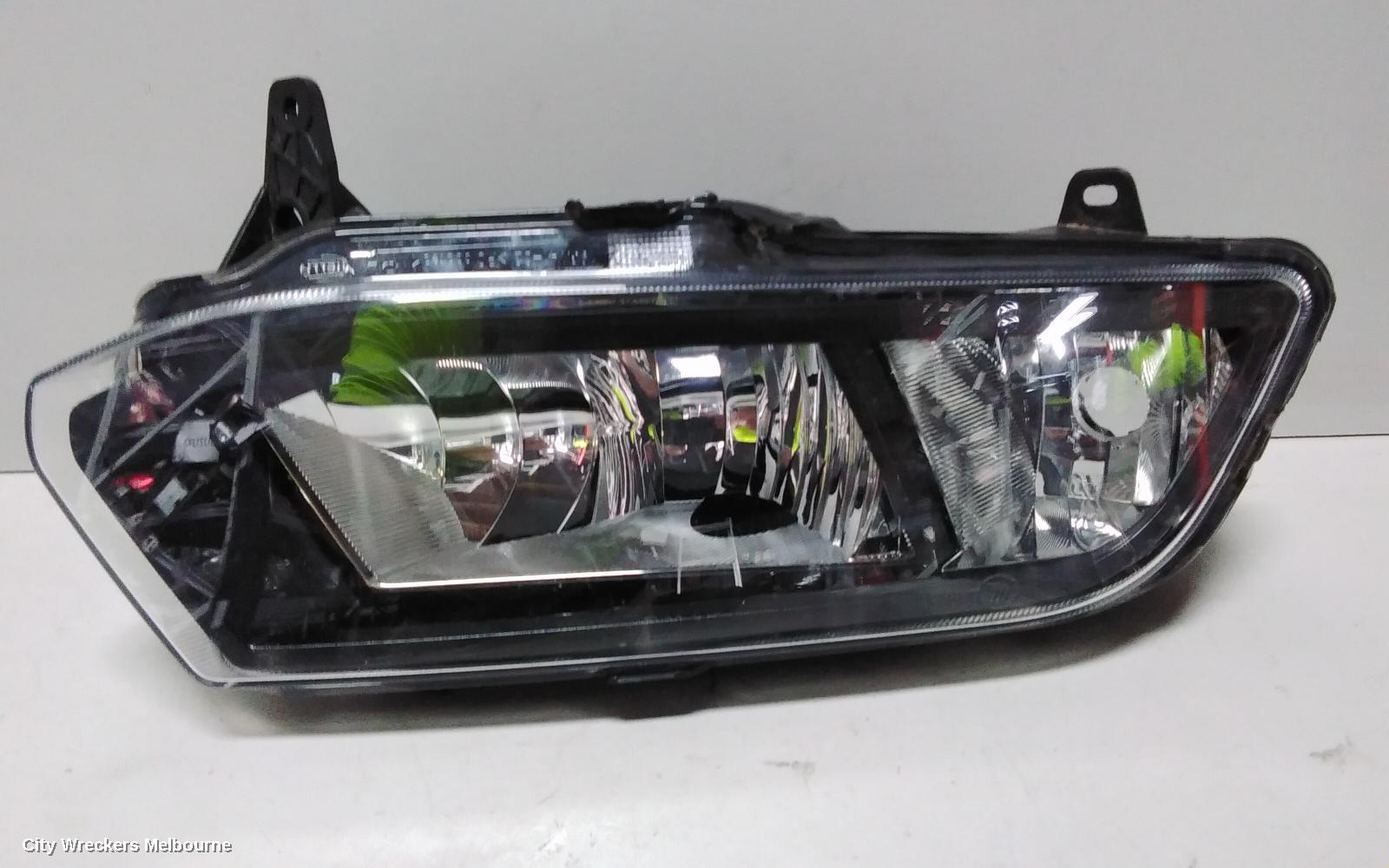 VOLKSWAGEN POLO RIGHT INDICATOR/FOG/SIDE, BUMPER FOGLAMP, 6R, 05/2014 - 09/2017 - Image 2