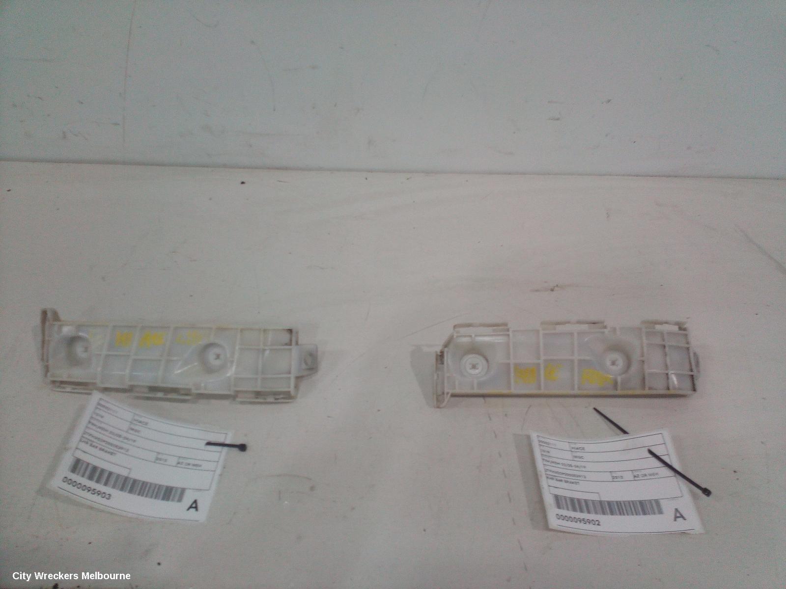 TOYOTA HIACE, TRH/KDH 03/2005 - 04/2019, LHR BAR BRAKET: 95903 - Image 3
