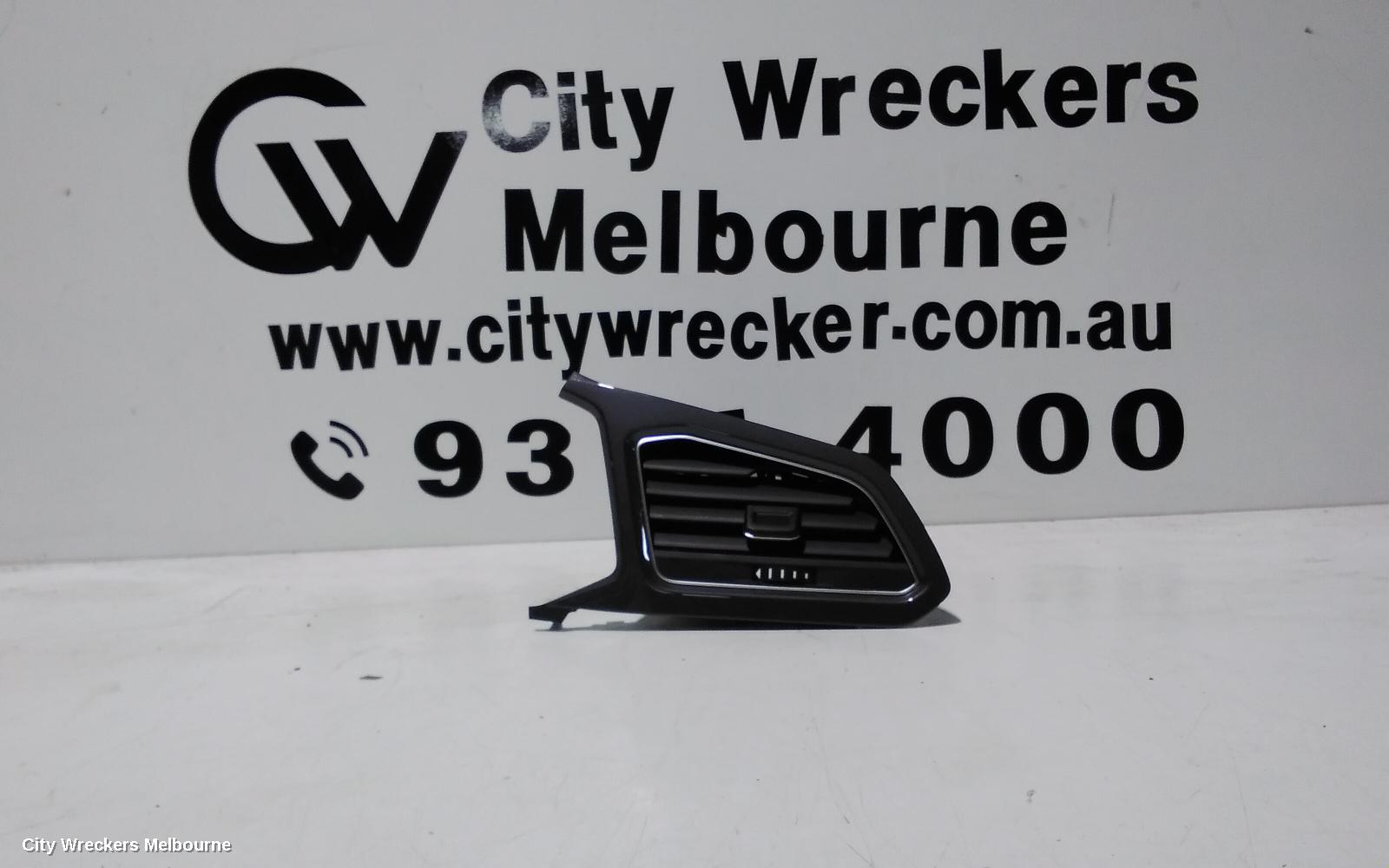 VOLKSWAGEN T-ROC, A1, 03/2020 - 12/2025, RH  AIRVENT: 101454 - Image 1