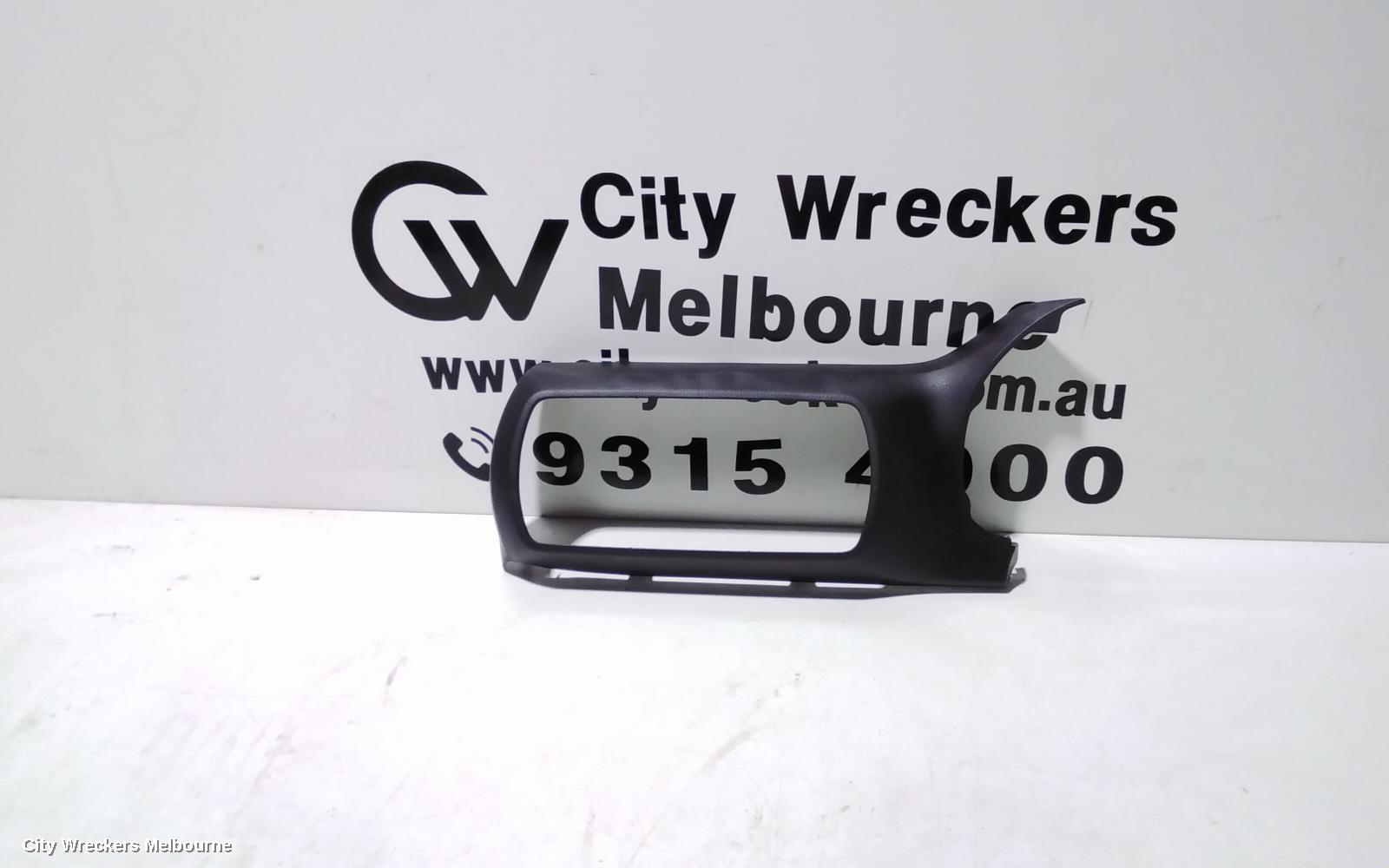TOYOTA YARIS, XP130 SERIES, 10/2011 - 12/2019, DASH TRIM ABOVE HEATER CONTROL: 105900 - Image 2