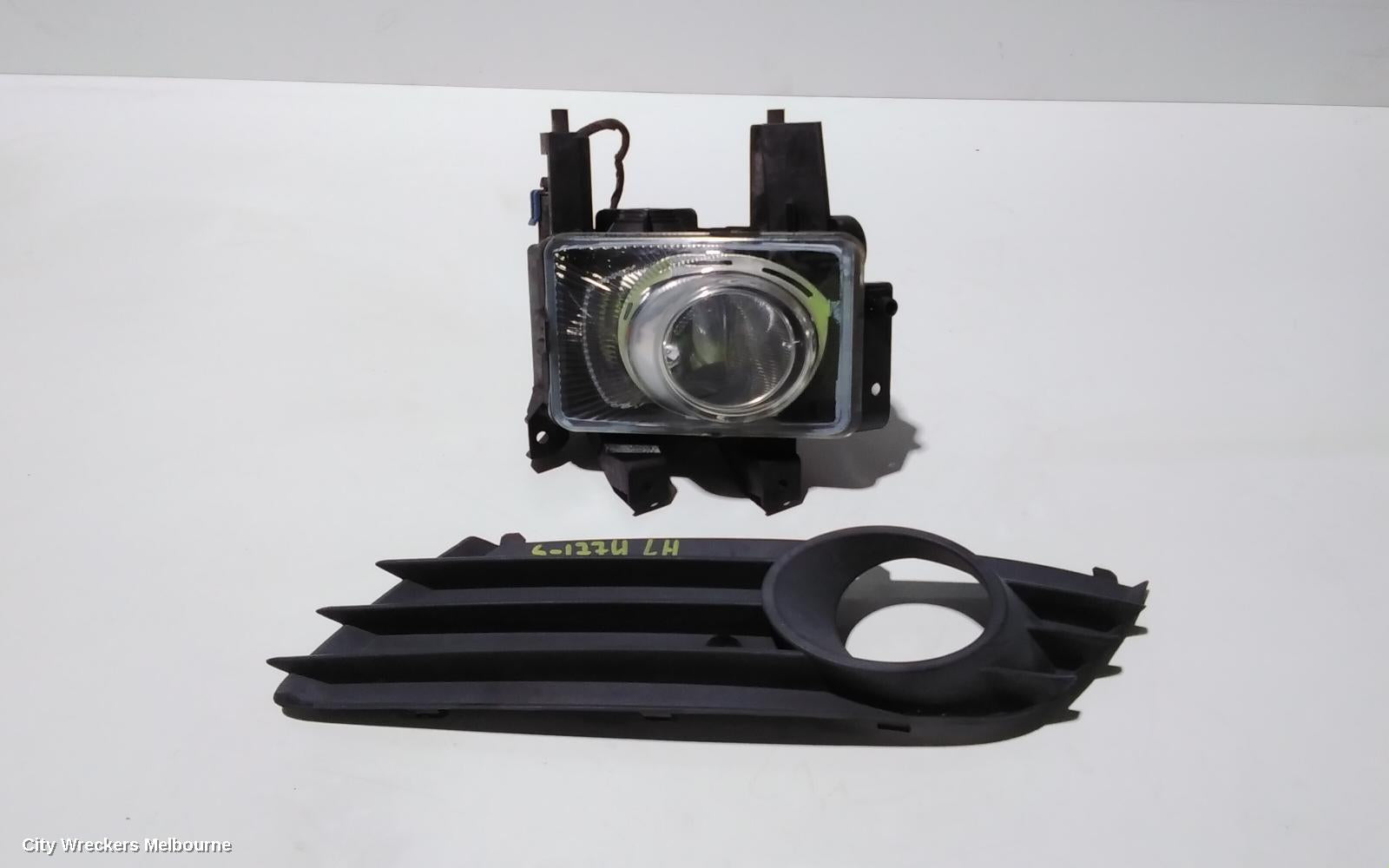 HOLDEN ASTRA LEFT INDICATOR/FOG/SIDE, AH, BUMPER FOGLAMP, 10/2004 - 03/2007 - Image 1