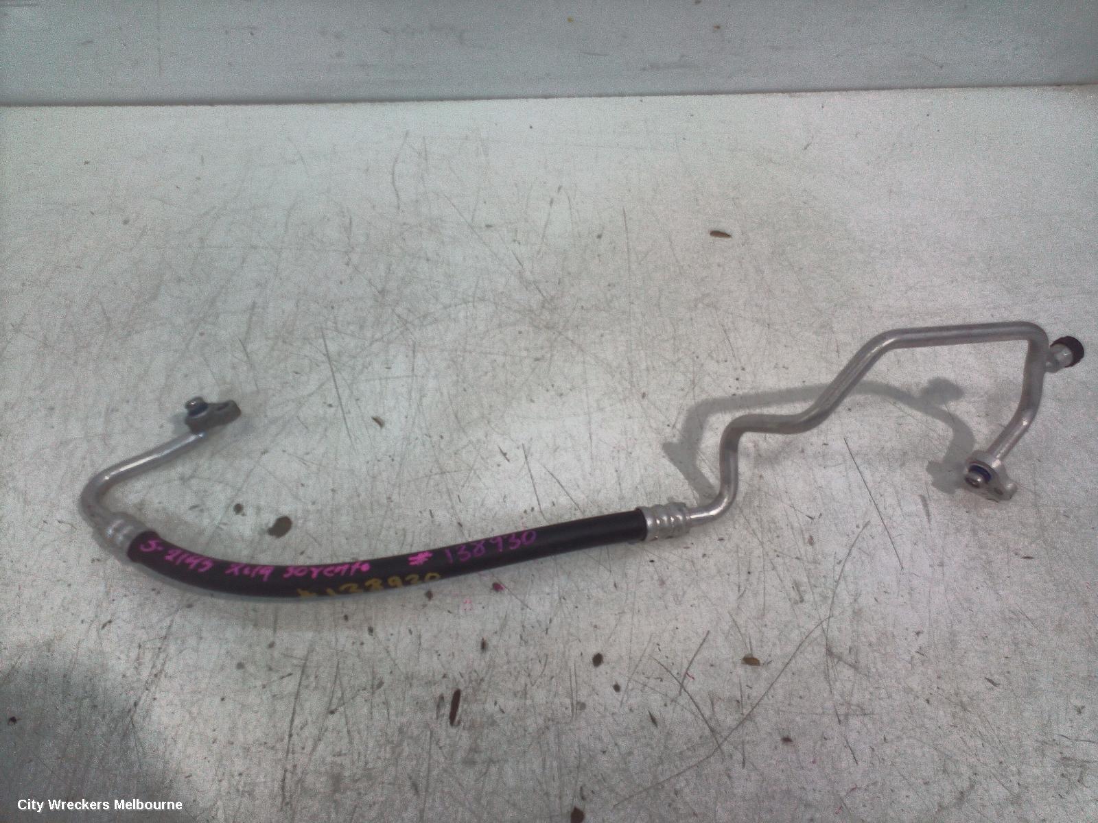 KIA SORENTO A/C HOSES, UM, 03/2015 - 02/2020 - Image 1