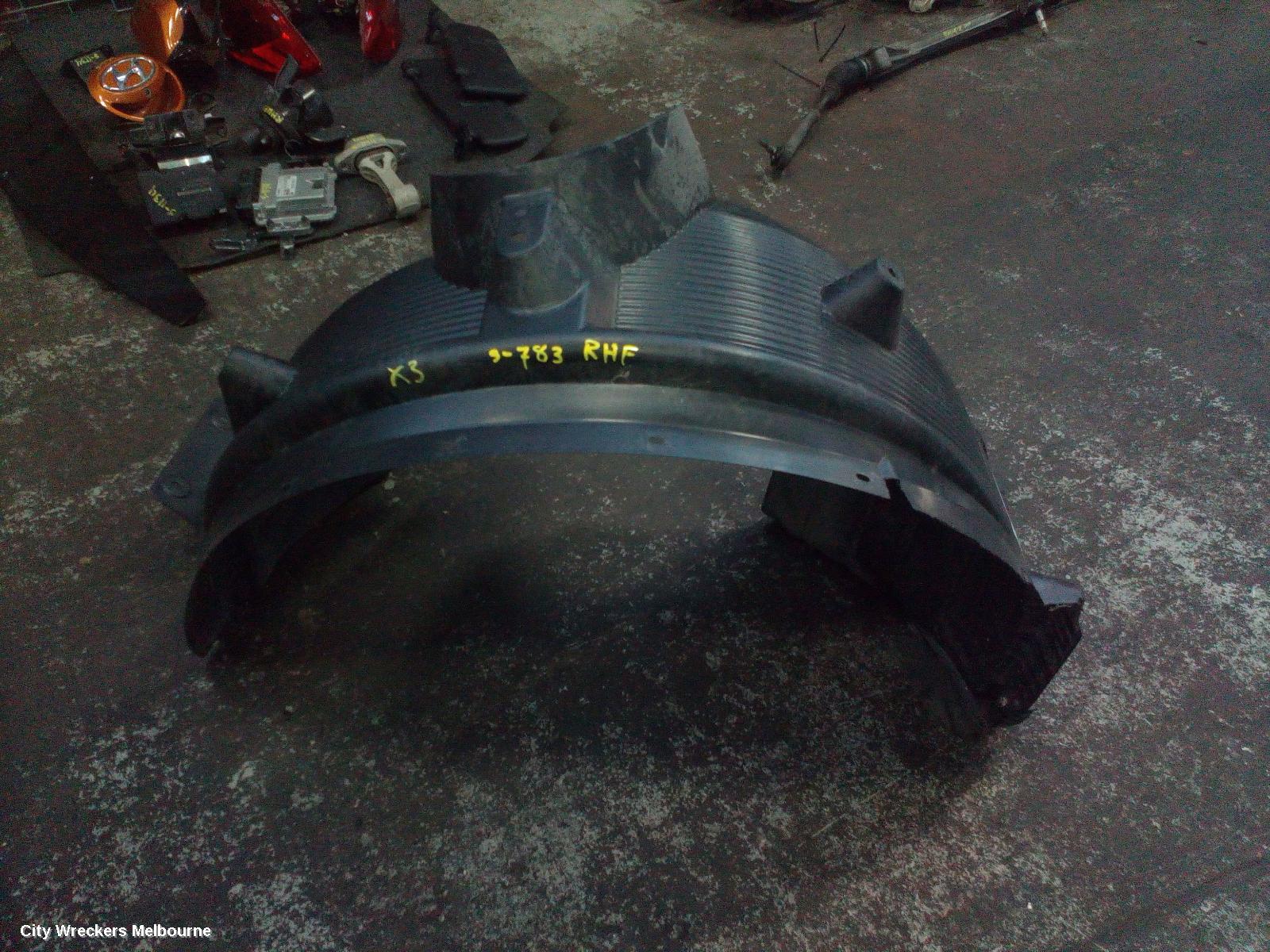 BMW X3 RIGHT GUARD LINER, E83, 09/2006 - 11/2010 - Image 1