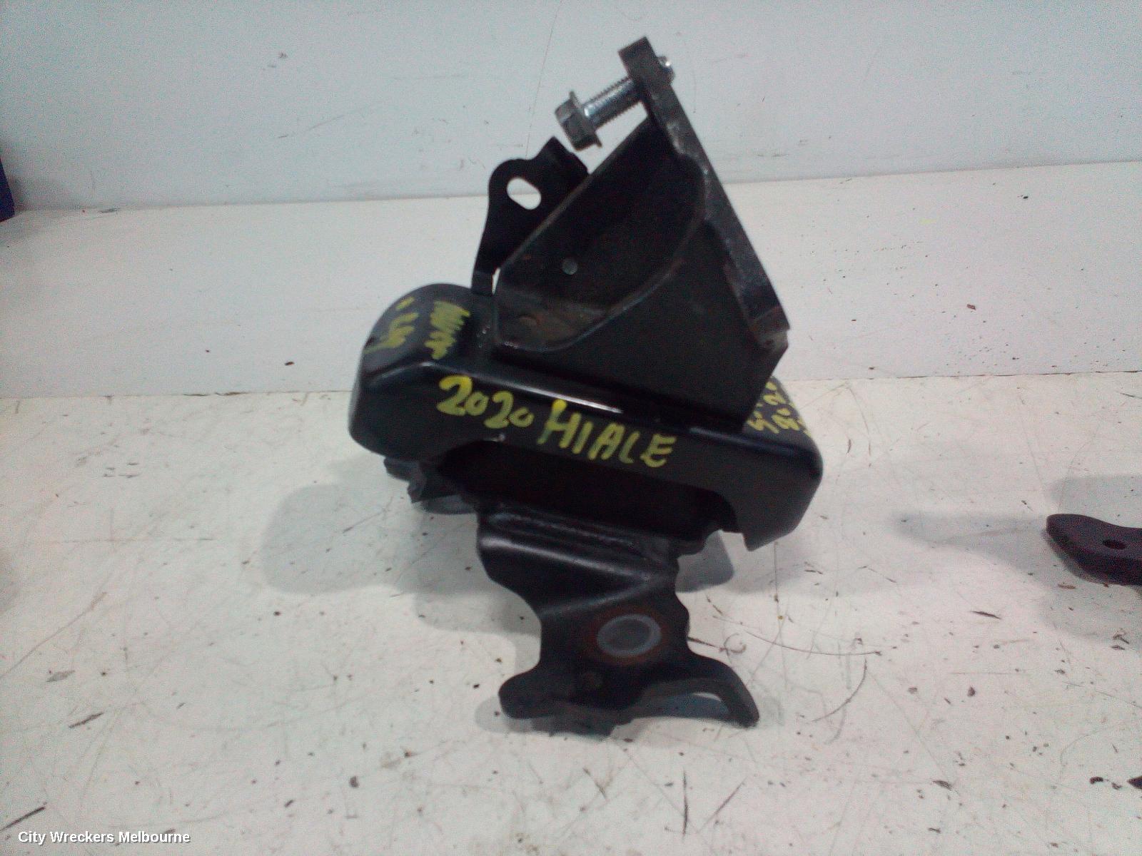 TOYOTA HIACE MOUNT, 300 SERIES, 02/2019 ONWARDS - Image 3