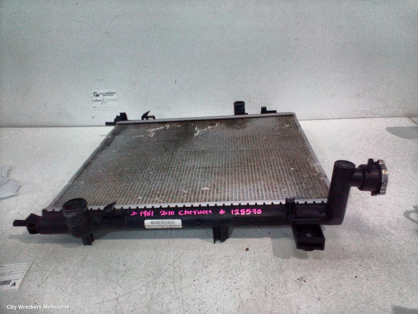 JEEP CHEROKEE RADIATOR, PETROL, KK, 11/2007 - 10/2012 - Image 2
