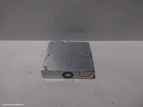 AUDI Q7 RADIO/CD/DVD/SAT/TV, TV TUNER, 4L, 09/2006 - 08/2015 - Image 1