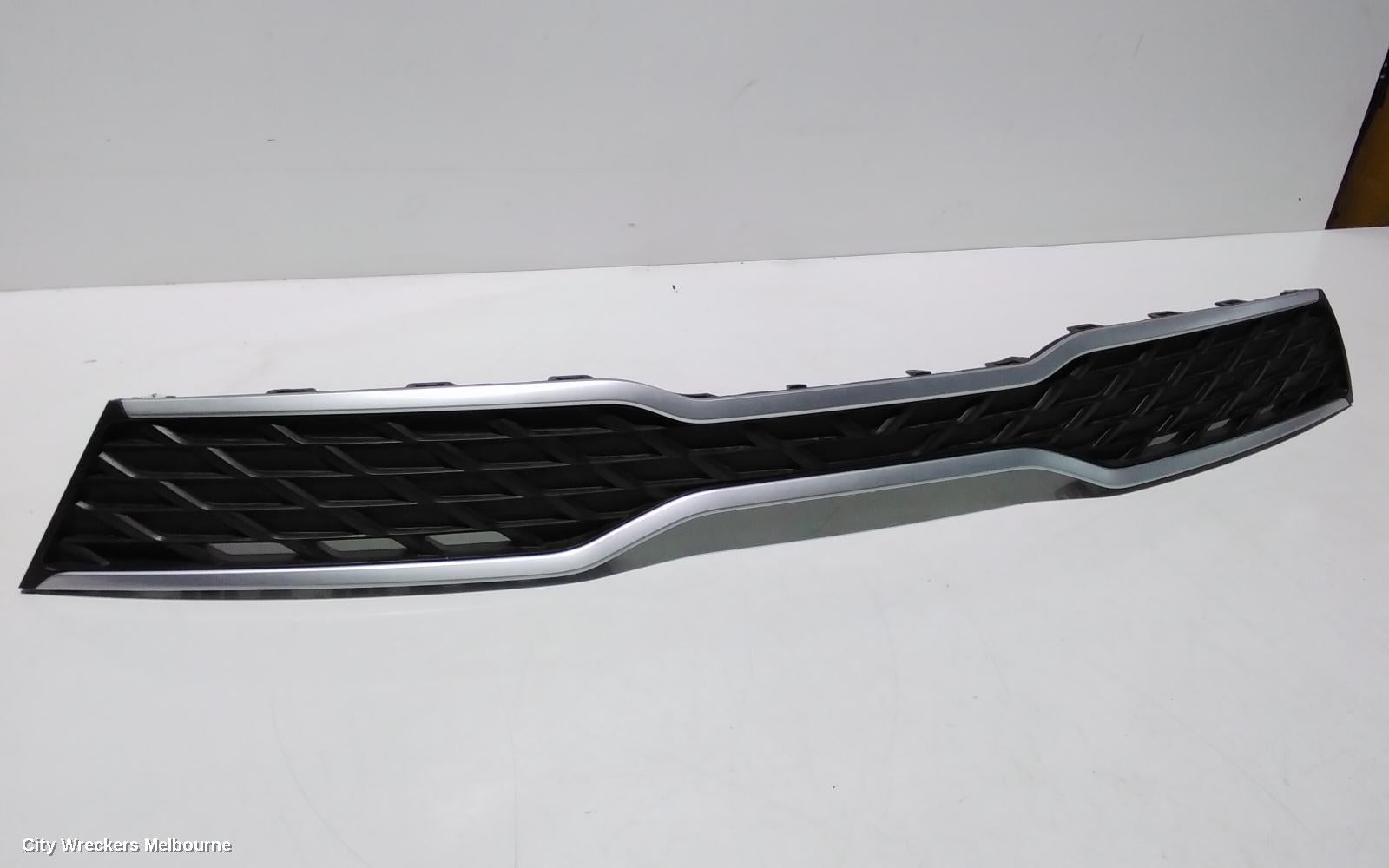 KIA RIO GRILLE, RADIATOR GRILLE, YB, S/SPORT, SILVER SURROUND TYPE, 12/2016 - 06/2020 - Image 3