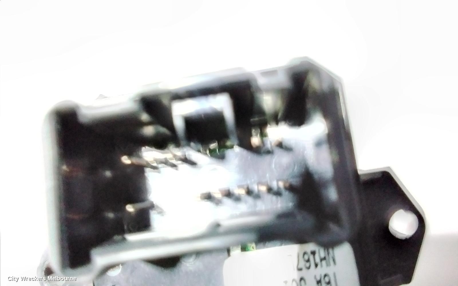 HONDA HRV, RU, 12/2014 - 10/2021, MIRROR  SWITCH: 84139 - Image 3