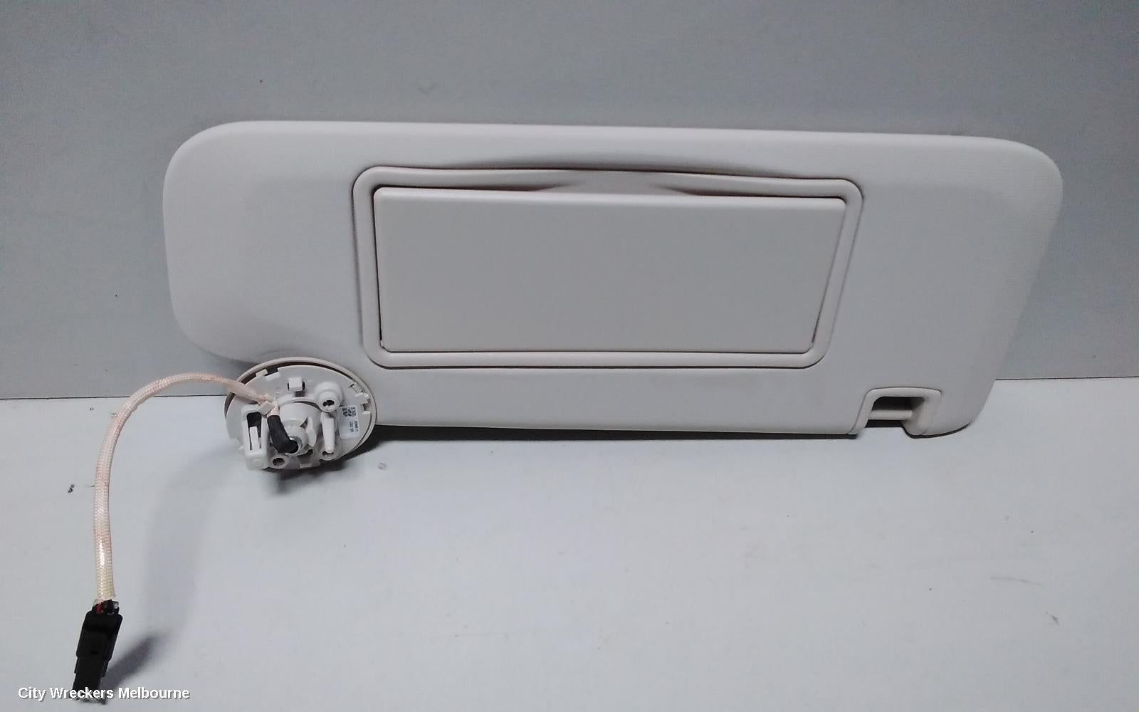 HOLDEN ASTRA SUNVISOR, BK-BL, RH SIDE, W/LIGHT, 09/2016 - 12/2020 - Image 2