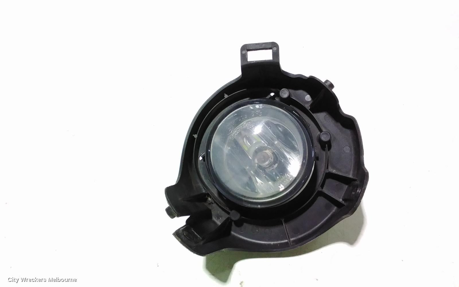NISSAN NAVARA RIGHT INDICATOR/FOG/SIDE, D40, BUMPER FOGLAMP, ROUND TYPE, 09/2005 - 08/2015 - Image 1