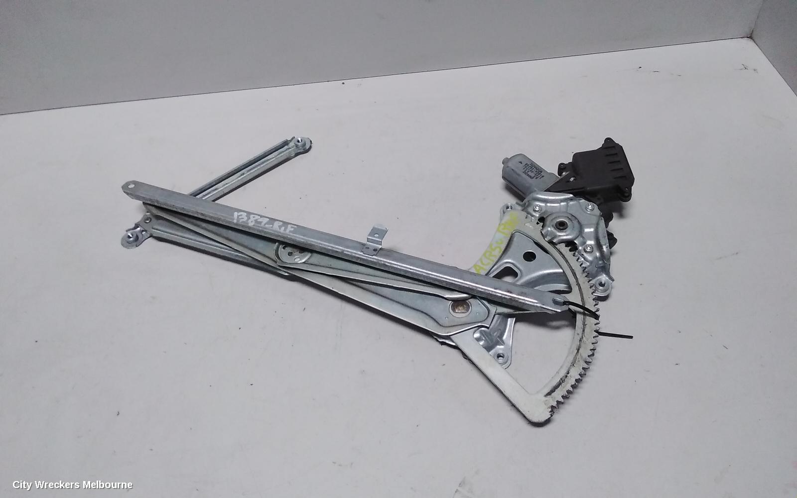 TOYOTA TARAGO RIGHT FRONT WINDOW REG/MOTOR, ACR50R, POWER, 03/2006 - 06/2020 - Image 3