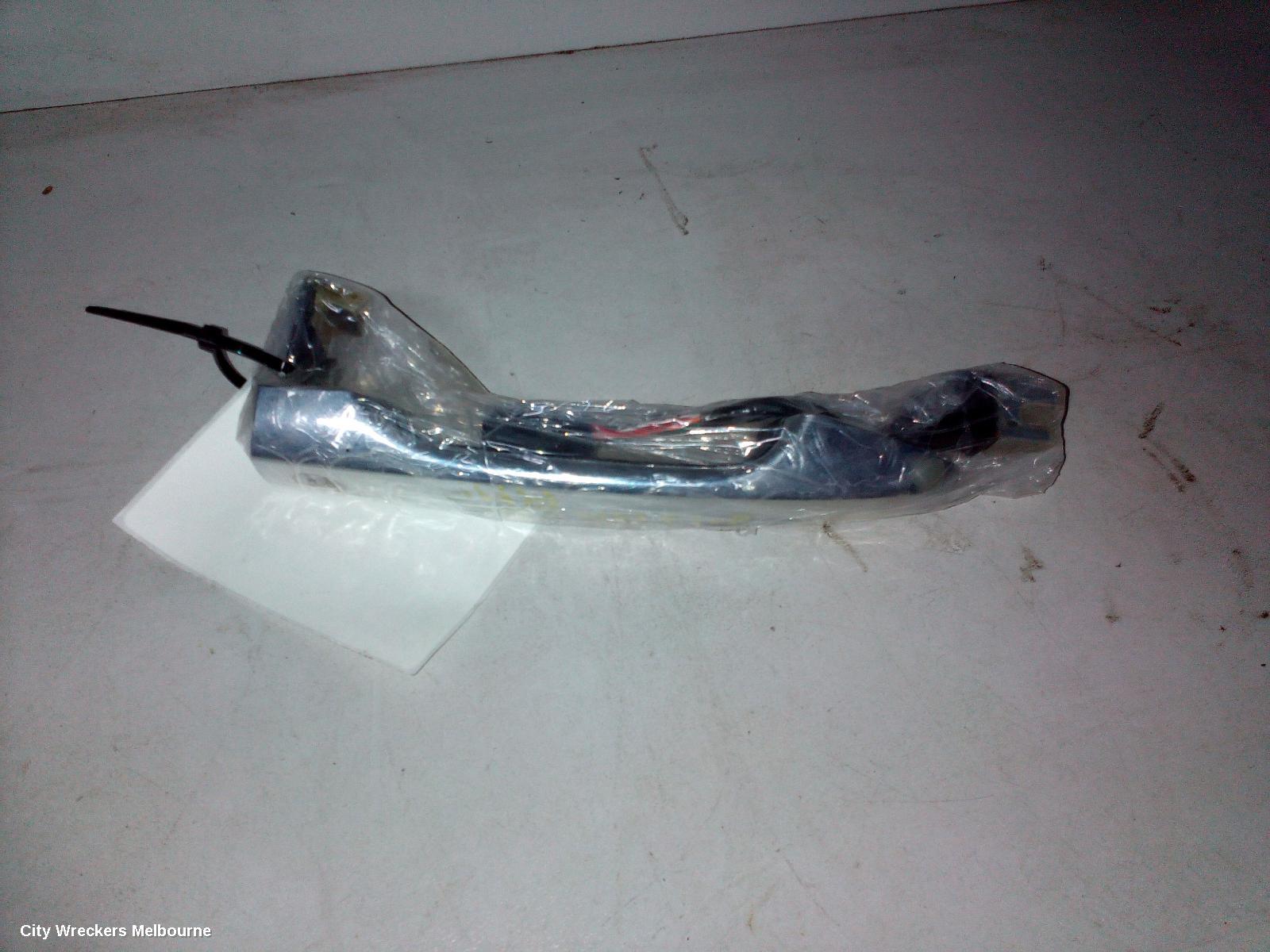 HONDA CRV DOOR HANDLE, OUTER, RH FRONT, CHROME, RM, 11/2012 - 04/2017 - Image 2