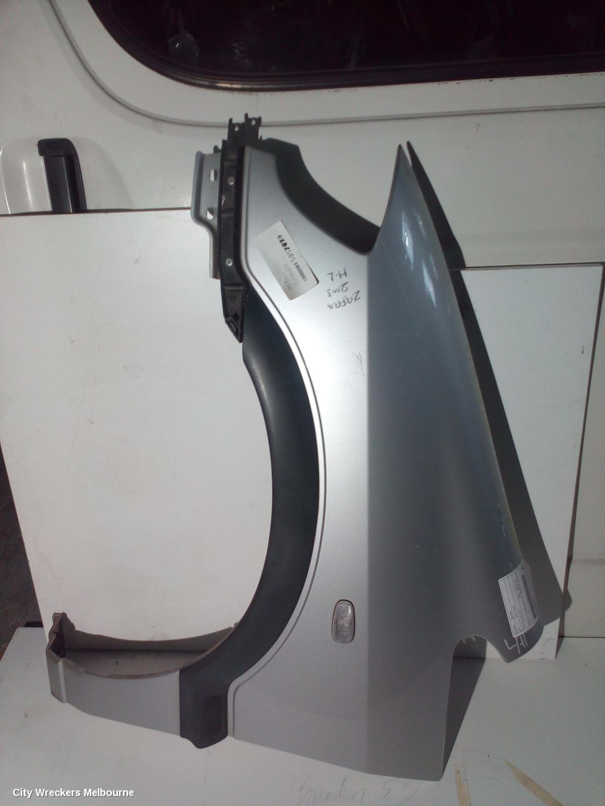 HOLDEN ZAFIRA LEFT GUARD, TT WAGON 06/2001 - 07/2005 - Image 1