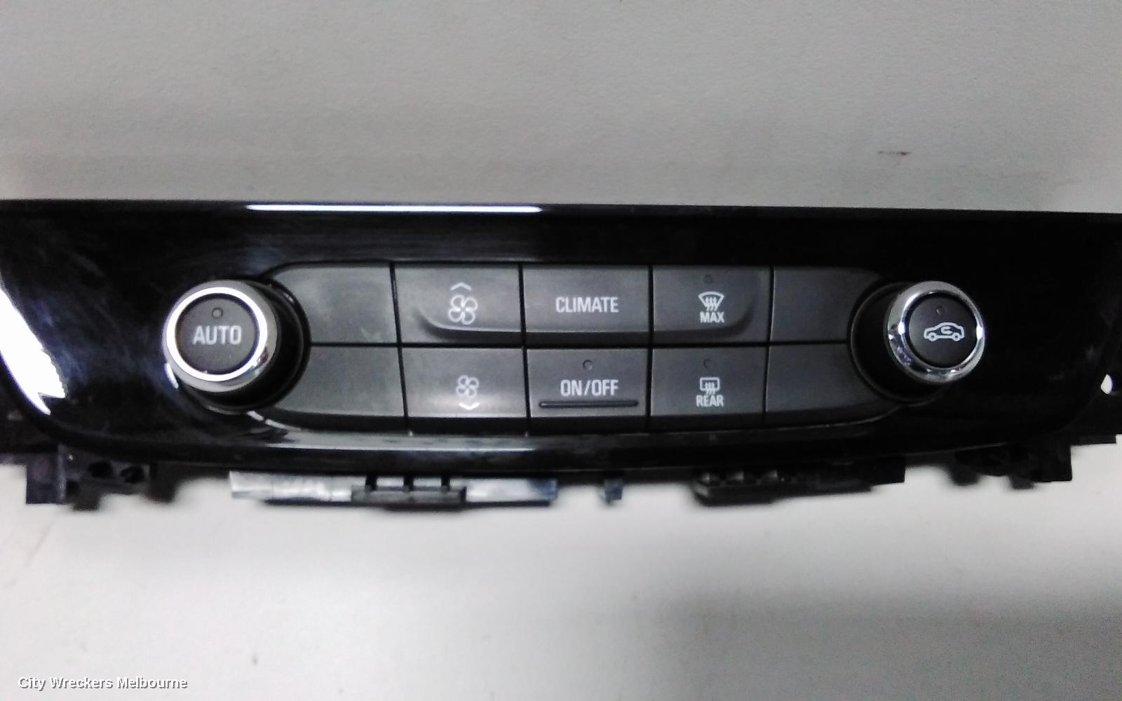 HOLDEN COMMODORE HEATER/AC CONTROLS, DUAL CLIMATE CONTROL, NON HEATED SEAT TYPE, ZB, 10/2017 - 12/2020 - Image 3