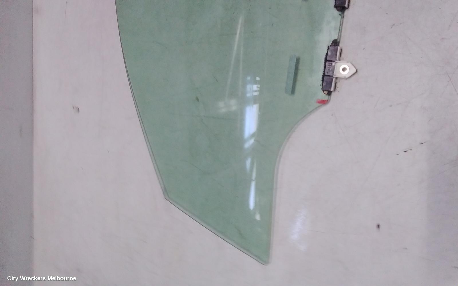 LEXUS UX LEFT FRONT DOOR WINDOW, X10, 10/2018 ONWARDS - Image 2