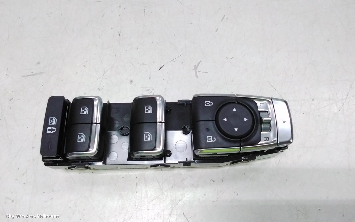 KIA SORENTO PWR DR WIND SWITCH, RH FRONT (MASTER SWITCH), MQ4, W/ POWER CHILD SAFETY TYPE, 10/2023 ONWARDS - Image 1