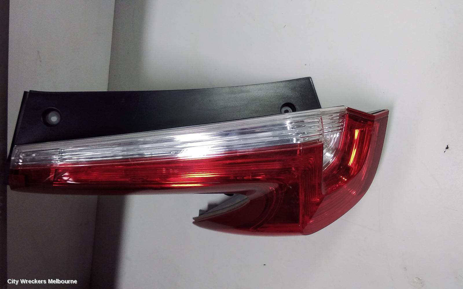 HONDA CRV LEFT TAILLIGHT, RW, IN BODY, 05/2017 ONWARDS - Image 2