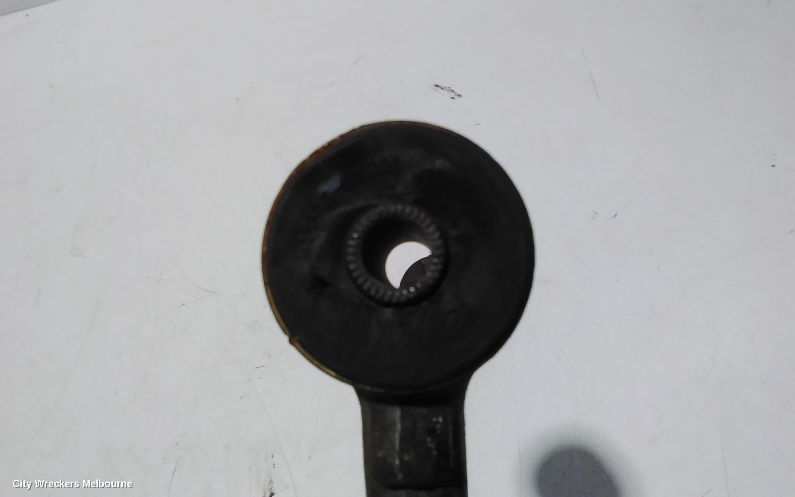 SSANGYONG ACTYON LEFT FRONT LOWER CONTROL ARM, 05/2012 - 01/2017 - Image 3