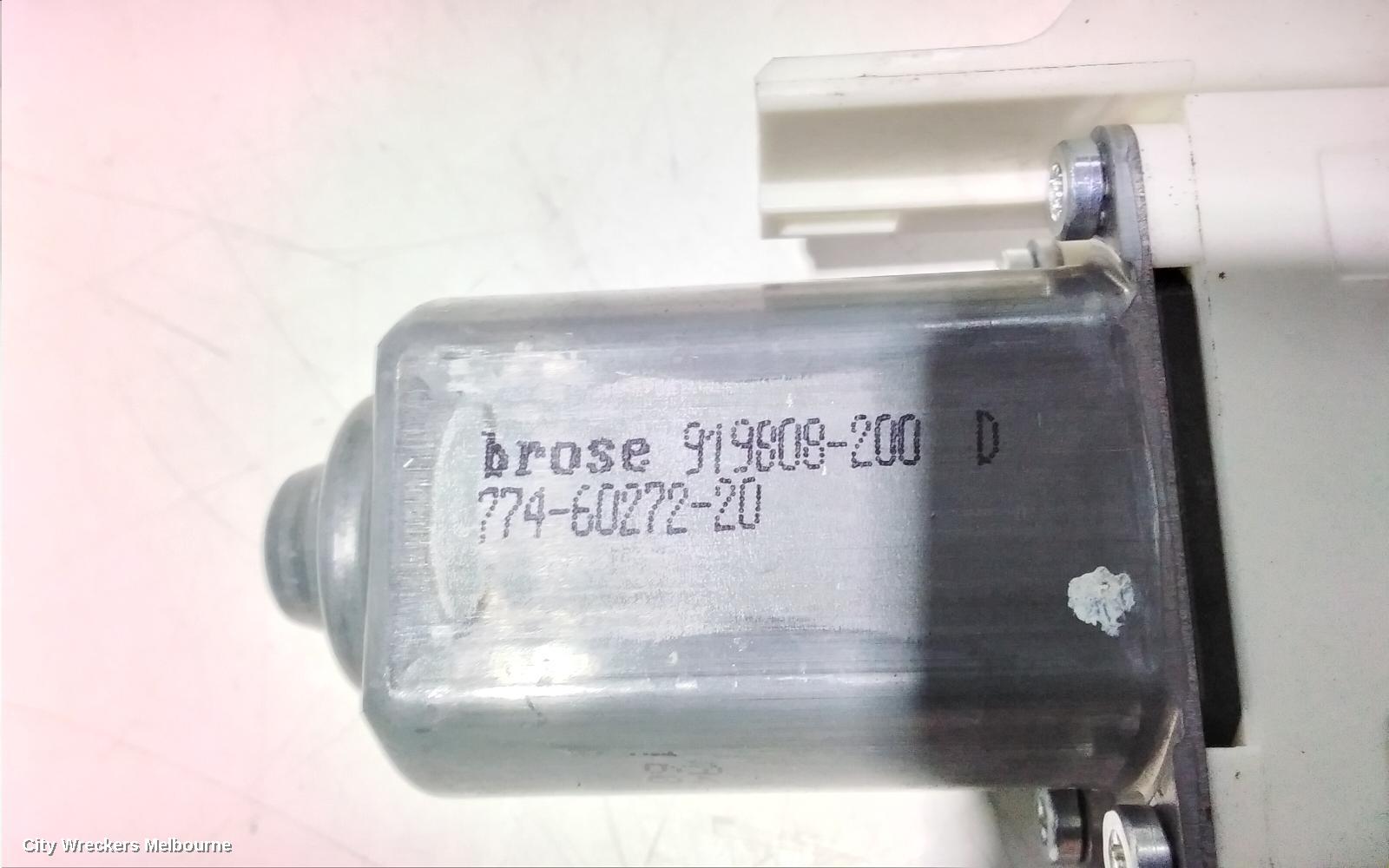 AUDI Q5 LEFT FRONT WINDOW REG/MOTOR, 8R, 03/2009 - 01/2017 - Image 2