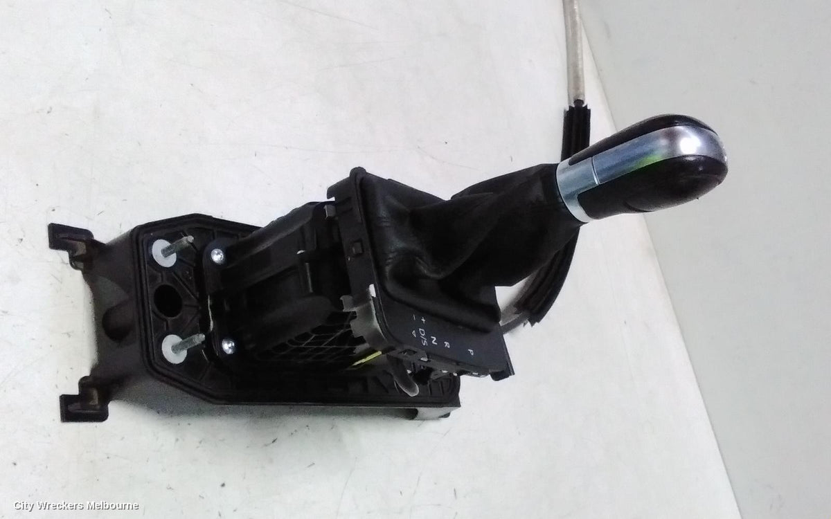 VOLKSWAGEN GOLF GEAR STICK/SHIFTER, AUTO SHIFTER, 7 SPEED, GEN 7, 11/2012 - 07/2017 - Image 3