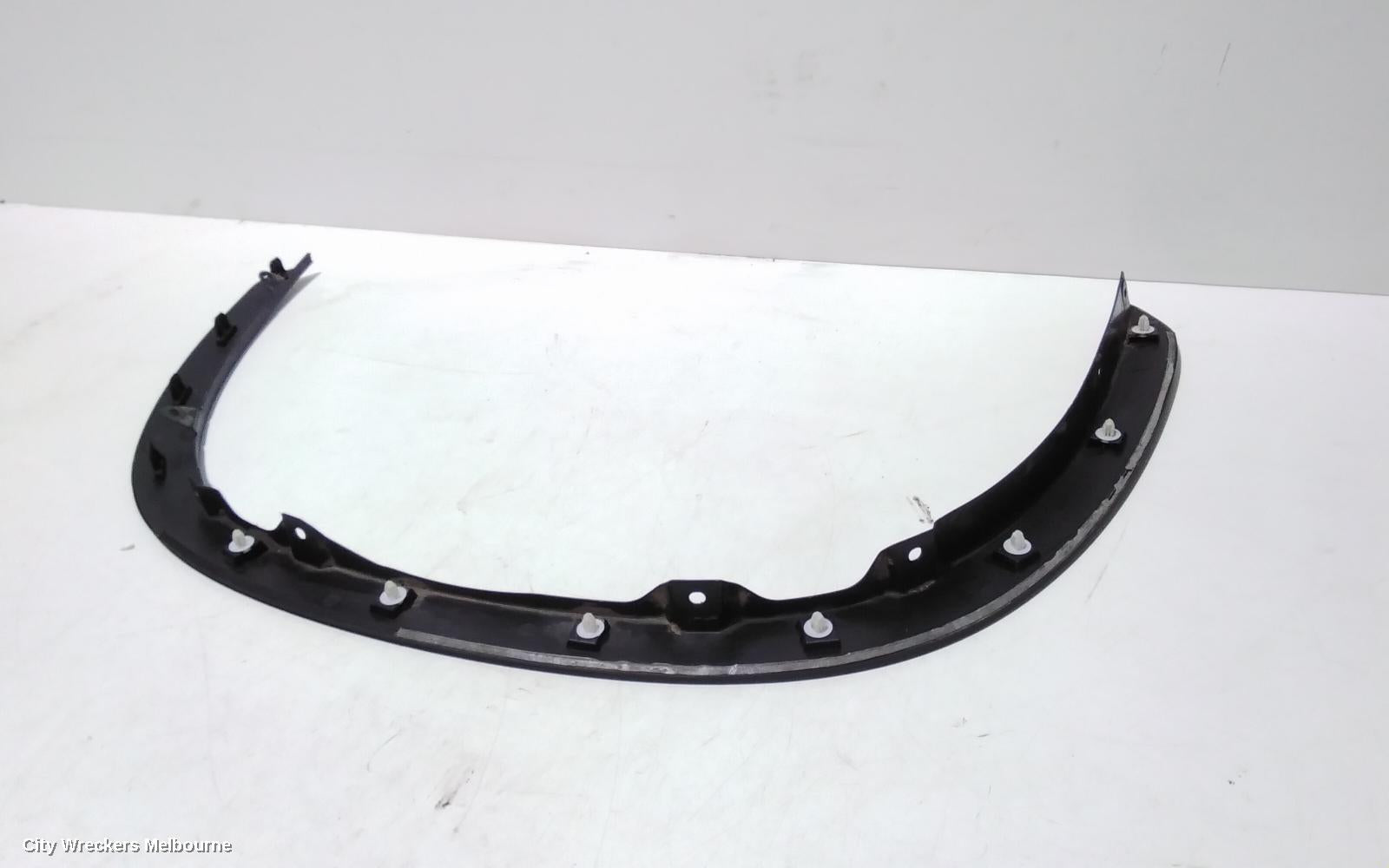 TOYOTA KLUGER WHEEL ARCH FLARE, XU70 SERIES, 03/2021 ONWARDS - Image 2