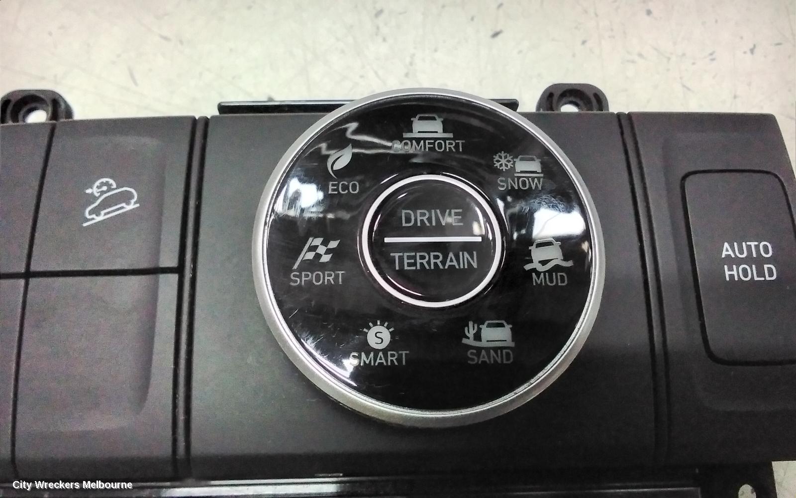 HYUNDAI PALISADE, LX2, 07/2020 - 03/2025, P\N 84604S8DK0XF3 ~(DRIVE SELECT, AUTO HOLD, PARK AID, PARKING CAMERA, RH SEAT HEATER/FAN, LH SEAT HEATER/FAN & STEERING WHEEL HEATER: 140353 - Image 3