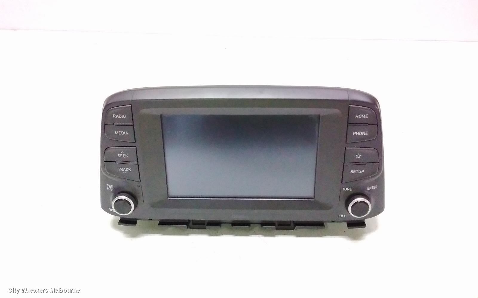 HYUNDAI KONA RADIO/CD/DVD/SAT/TV, DISPLAY UNIT, 7 IN, OS, 09/2017 ONWARDS 10/2020 - Image 1