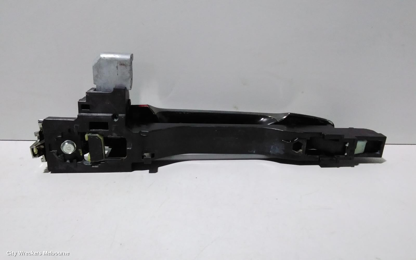 HONDA ODYSSEY DOOR HANDLE, OUTER, LH REAR, RC1, 02/2014 ONWARDS - Image 3