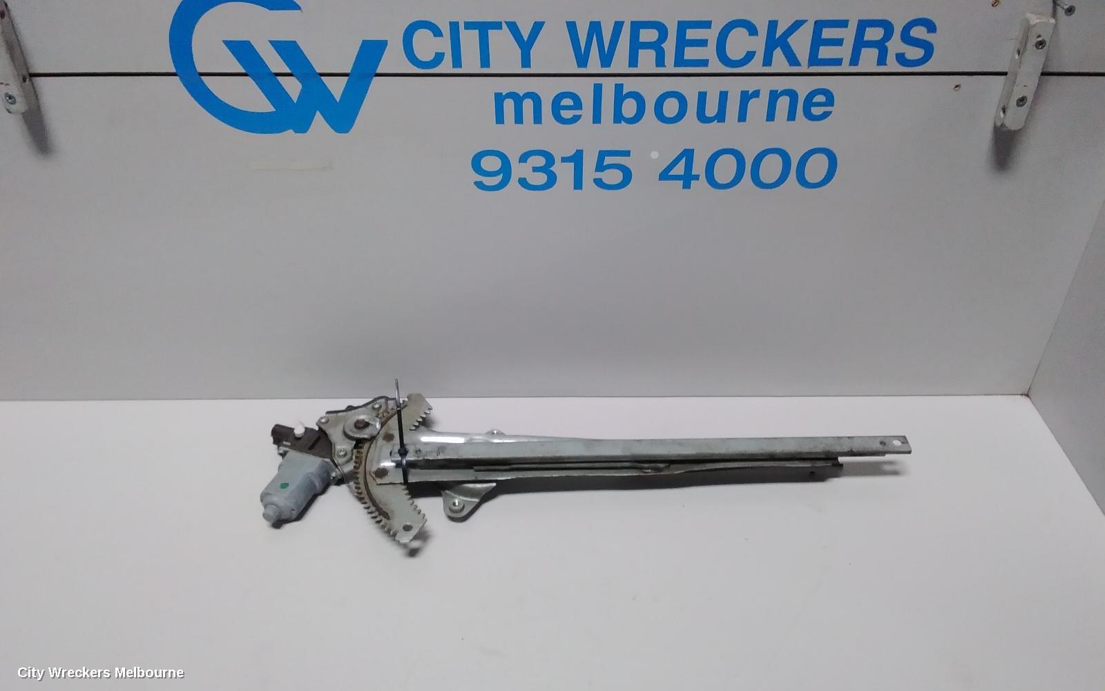 HONDA CRV RIGHT FRONT WINDOW REG/MOTOR, RM, 11/2012 - 04/2017 - Image 1