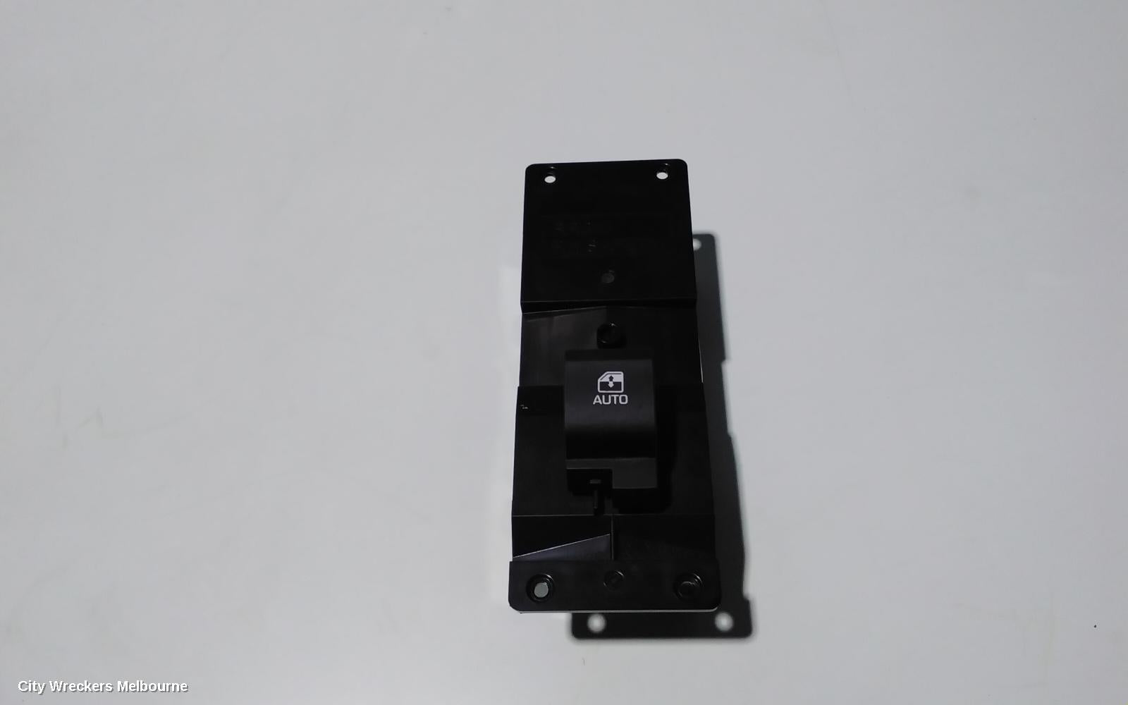 HYUNDAI GENESIS PWR DR WIND SWITCH, LH FRONT/LH REAR/RH REAR, DH, 11/2014 - 01/2018 - Image 1