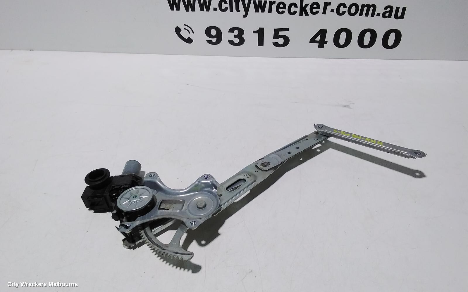 TOYOTA PRIUS RIGHT REAR WND REG/MOTOR, ZVW40R, PRIUS V, 05/2012 - 03/2021 - Image 3