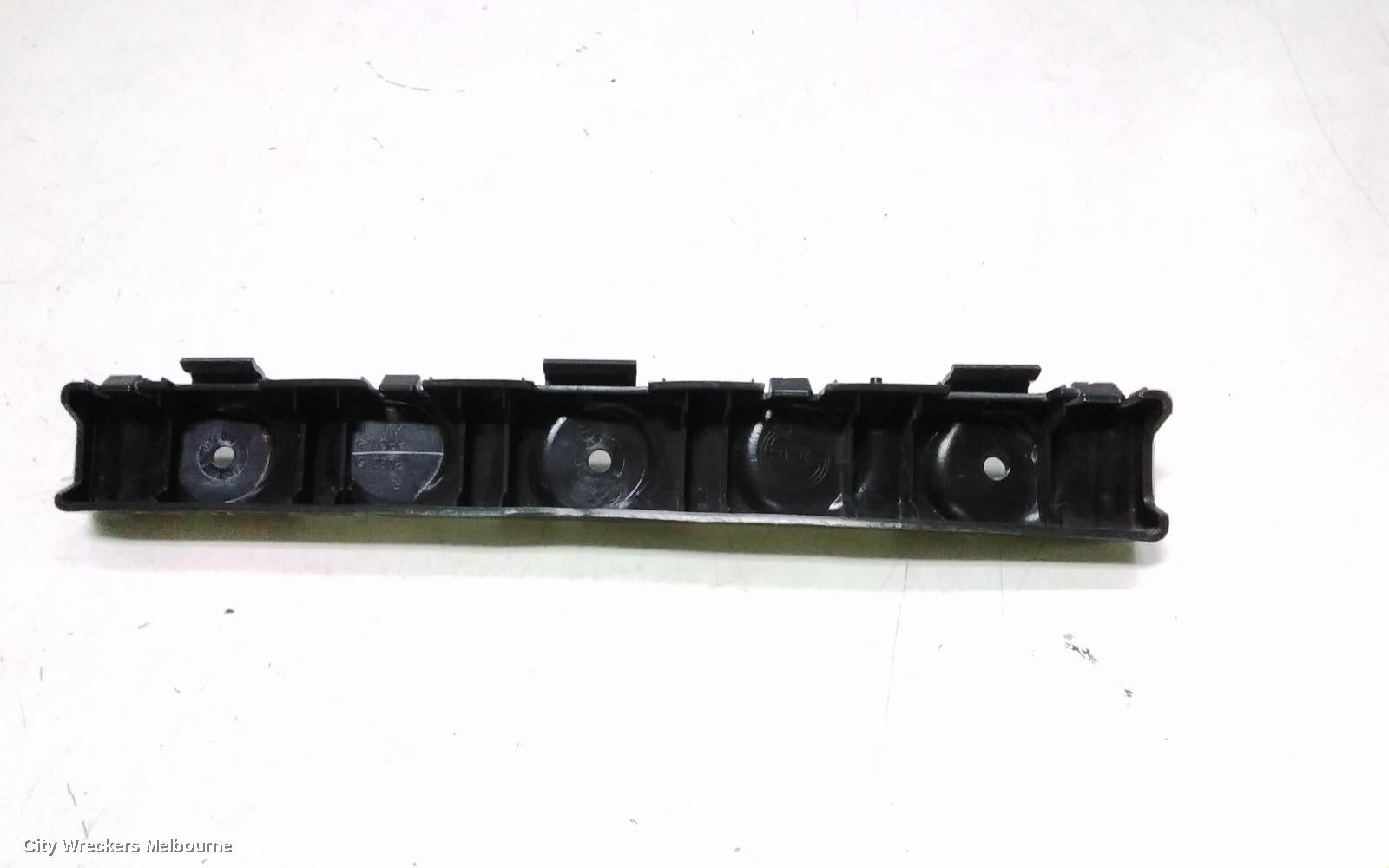 LDV G10, SV7A/SV7C, WAGON/VAN, 04/2015 ONWARDS, RHR BAR BRAKET: 112565 - Image 2