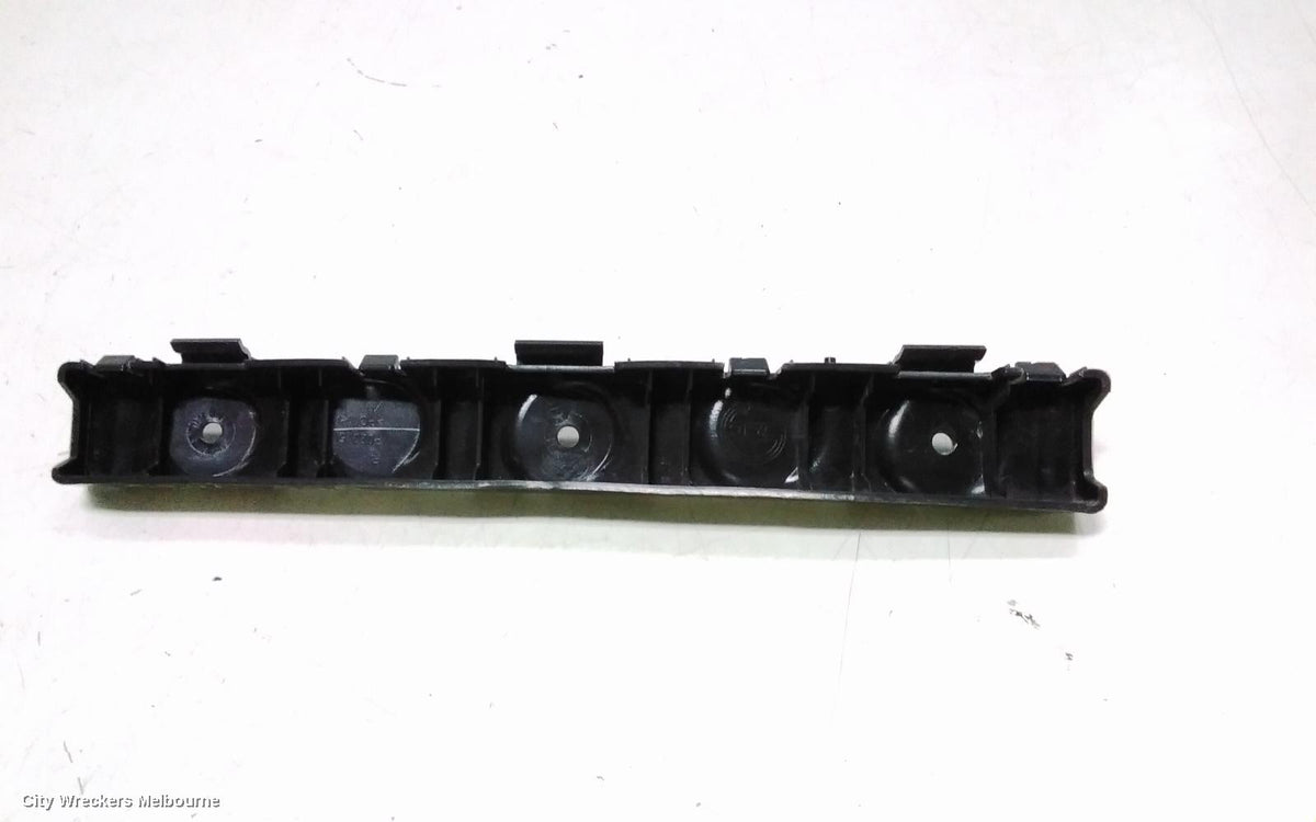 LDV G10, SV7A/SV7C, WAGON/VAN, 04/2015 ONWARDS, RHR BAR BRAKET: 112565 - Image 2