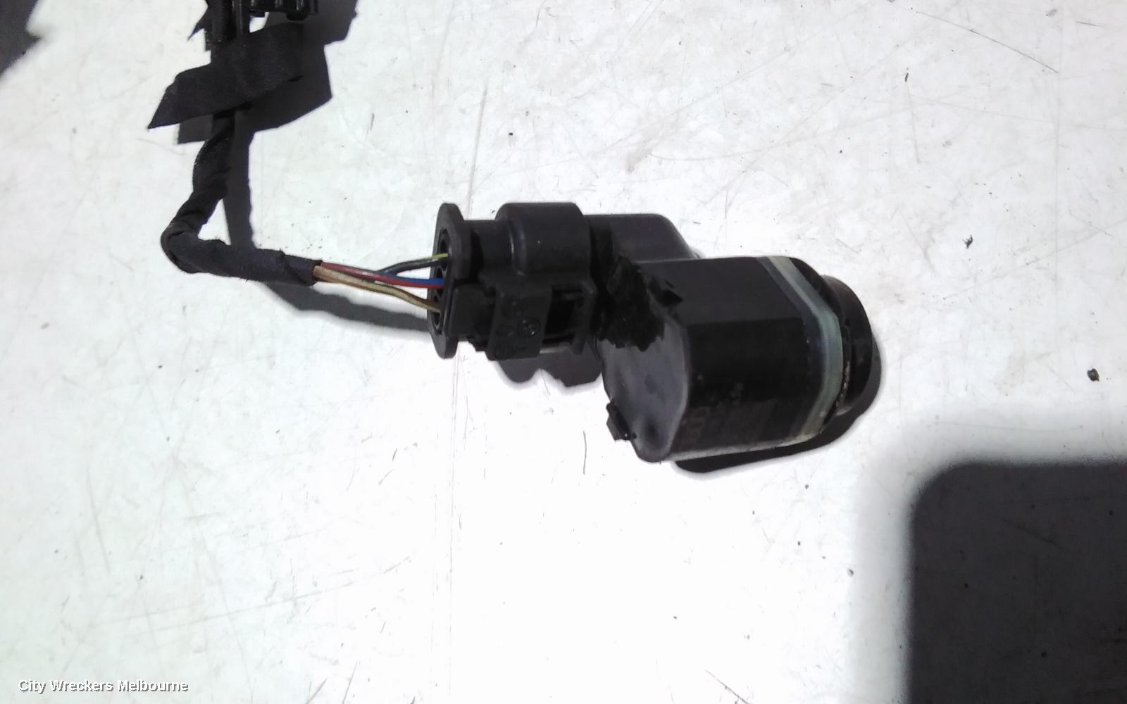 AUDI A5, 8T 10/2007 - 12/2011, CRASH SENSOR FRONT , 3.2L : 42675 - Image 3